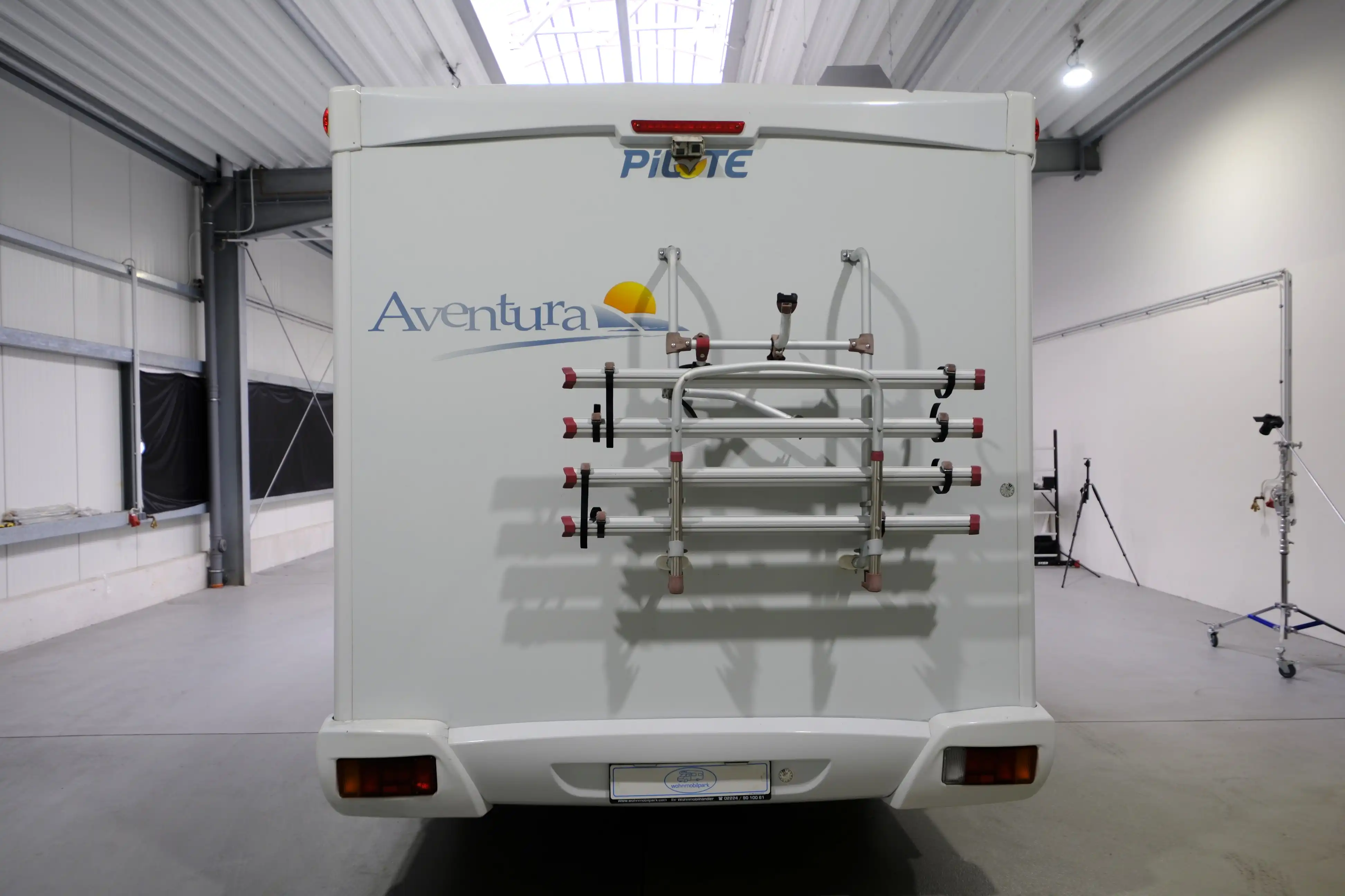 PILOTE Aventura A 710